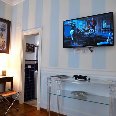 Gasthuis Regal House Manetti 16 *