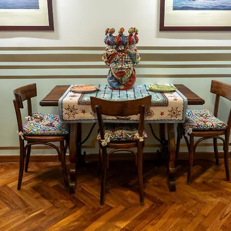 Regal House Manetti 16 Guest house Anzio